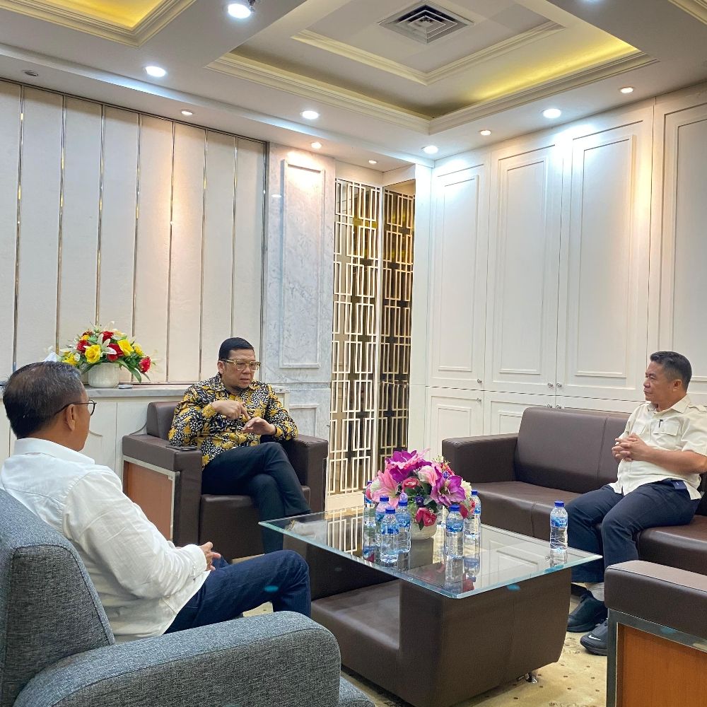 Peran Kepala Daerah dalam Menghadapi Tantangan Pembangunan