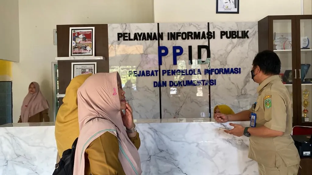 PPID Utama Pemkab Lutim Tinjau Pelayanan Informasi di Desa Balantang