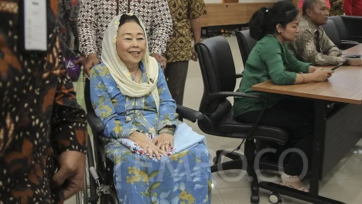 Sinta Nuriyah Jelaskan Perbedaan Jilbab dan Hijab, Sebut Muslimah Tidak Wajib Memakai Jilbab