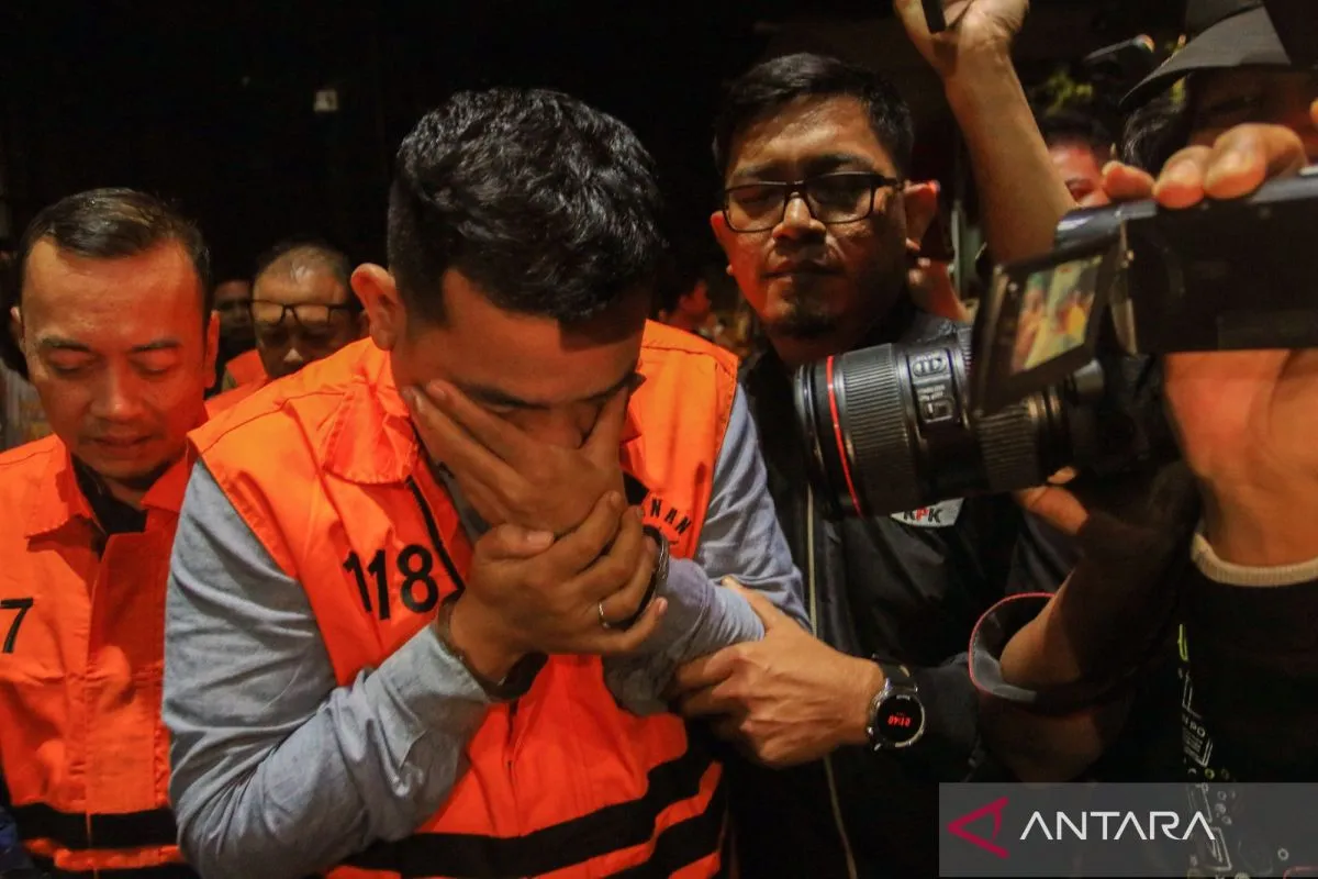 Pemilik Blueray Cargo Serahkan Diri ke KPK Terkait Kasus Suap