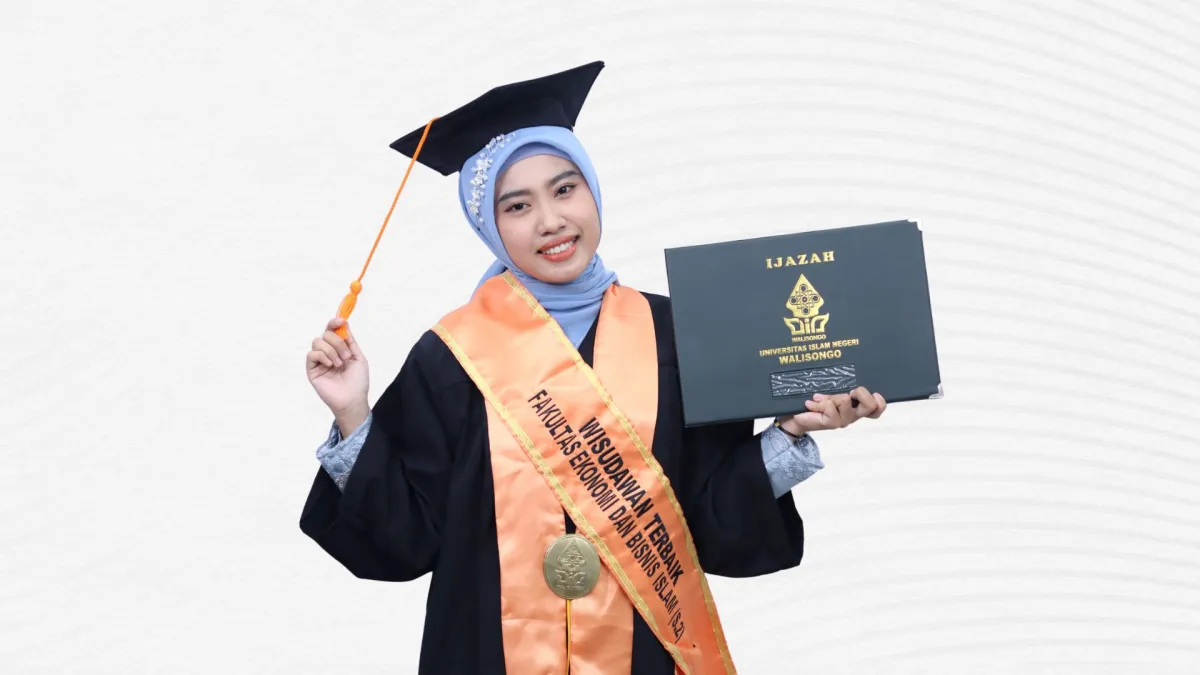 Anak Petani dari Desa Meraih Gelar Terbaik S2 Ekonomi Syariah UIN Walisongo