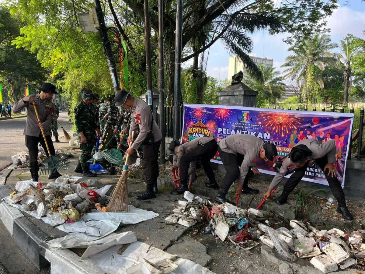 Polda Riau dan Pemko Pekanbaru Galang Gotong Royong Jelang Ramadan