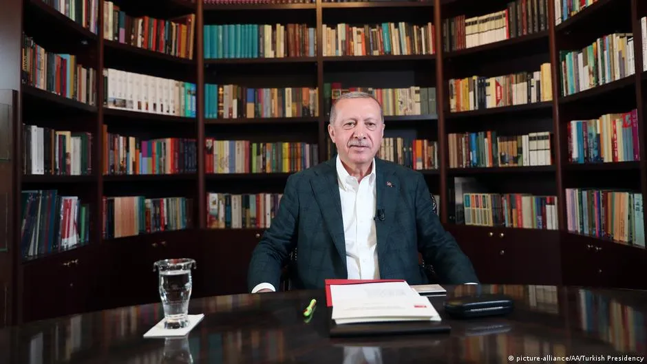 Parlemen Turki Setujui UU Pengawasan Konten Media Sosial