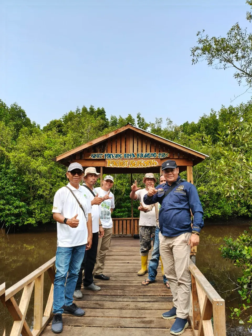Abdul Hamid Tinjau Pengelolaan Mangrove Berbasis Masyarakat di Paghet Seghaghah Kelapa Pati