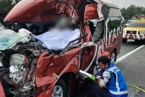 Kecelakaan Minibus Travel di Tol Cipularang, Satu Tewas dan Sembilan Terluka
