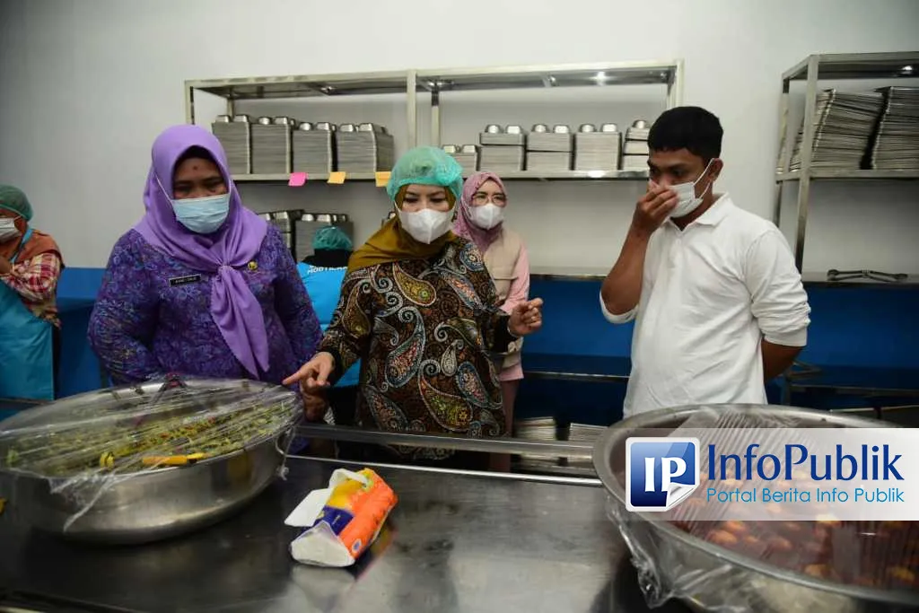 Wagub Gorontalo Tegaskan Pentingnya Patuhi SOP Dapur untuk Kesehatan Siswa