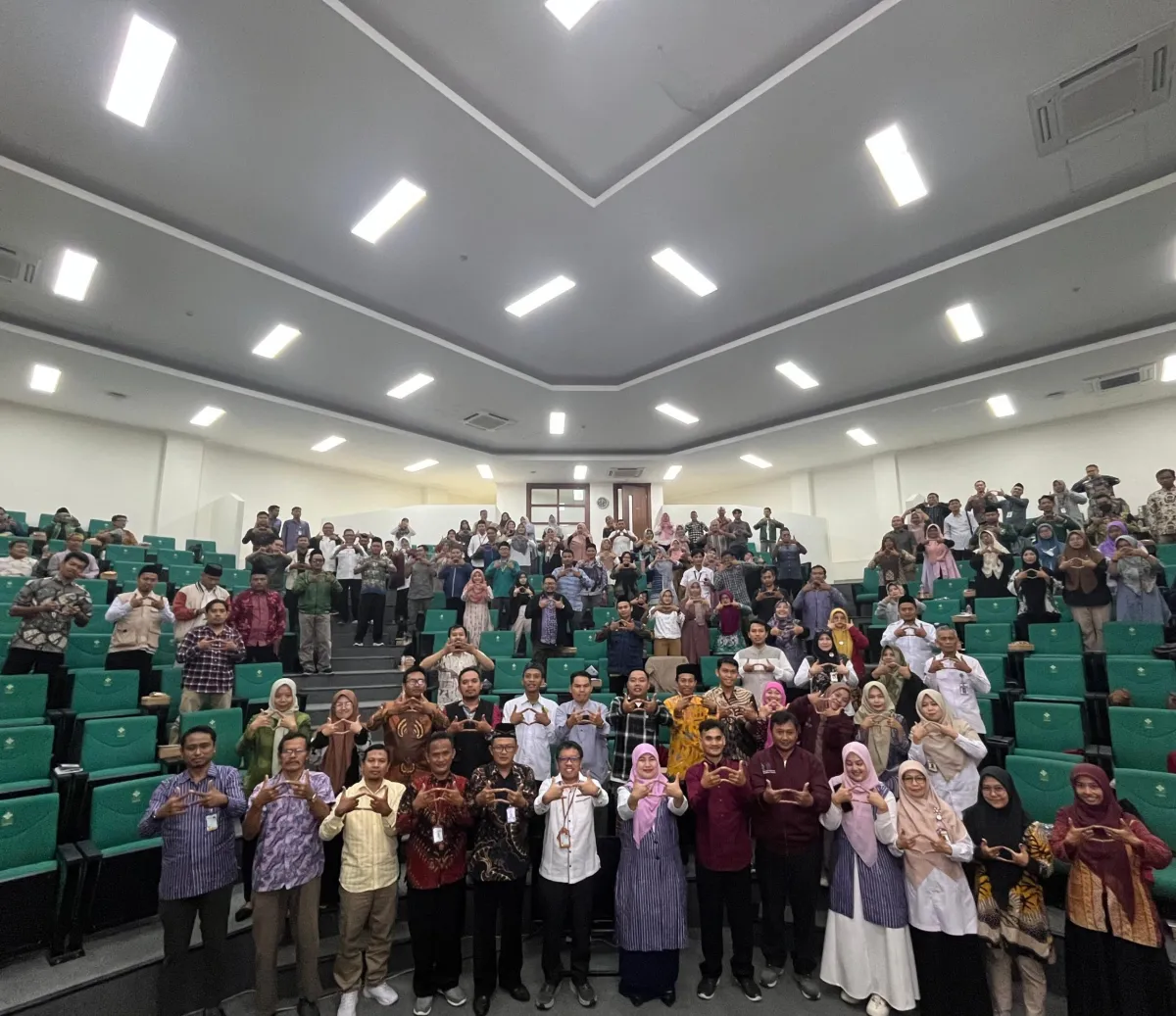 Walisongo Halal Center Dorong Digitalisasi Sertifikasi Halal lewat Seminar 200 P3H