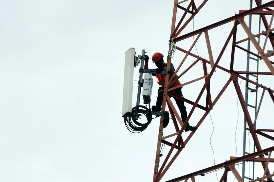 Indosat Gandeng Ericsson, XL Axiata Pilih Huawei untuk Perkuat Jaringan