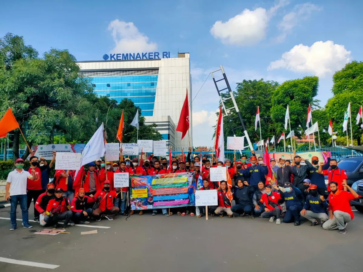 Buruh PT. Daya Radar Utama Sampaikan Lima Tuntutan di Kemenaker