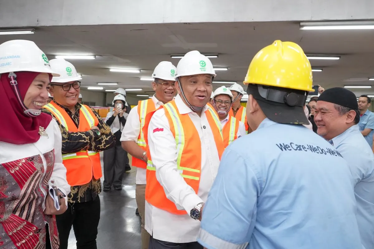Wamenaker Dorong Perusahaan Patuhi Norma Ketenagakerjaan untuk Lindungi Pekerja
