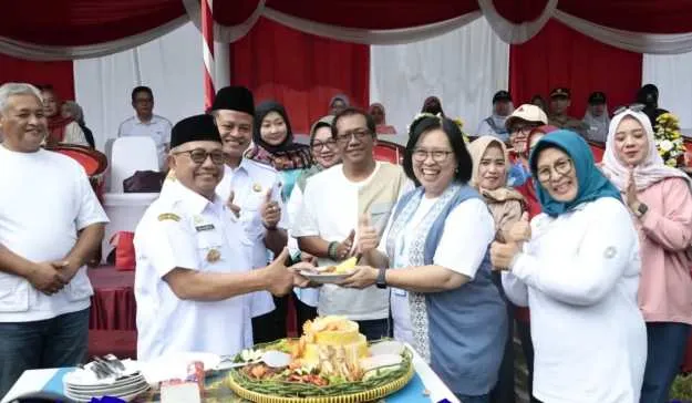 Pemkab Blitar Rayakan Hari Kesehatan Nasional, Bupati Tekankan Pentingnya Akses Layanan Kesehatan
