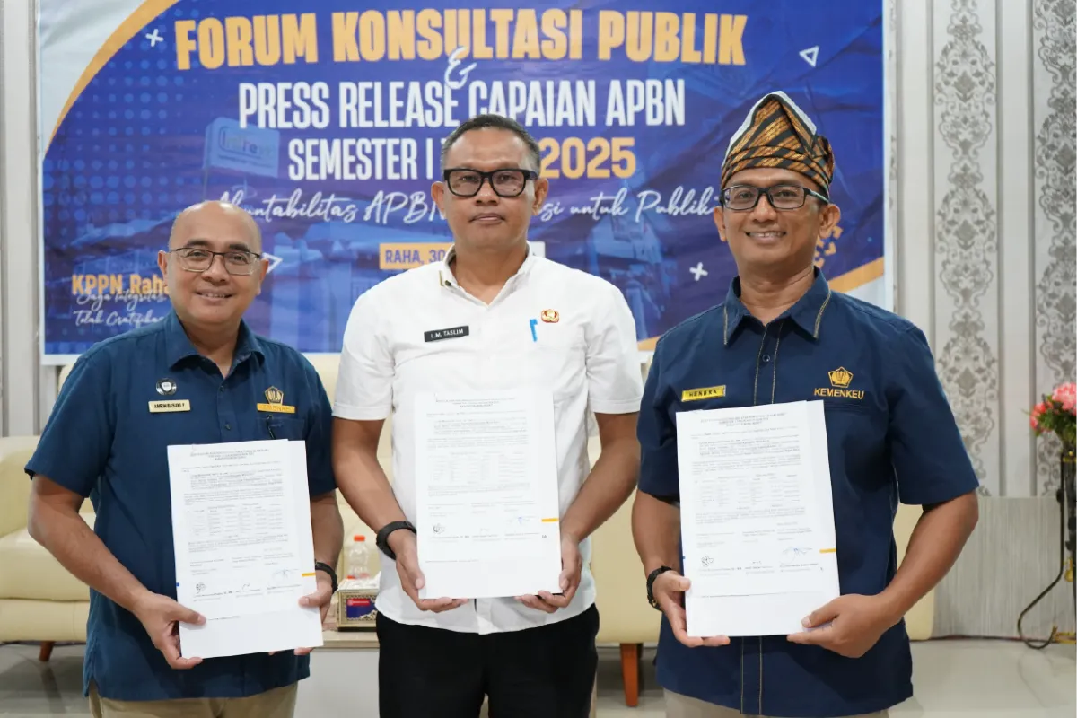 KPPN Raha dan Pemda Muna Barat Tandatangani BAR Pajak Pusat