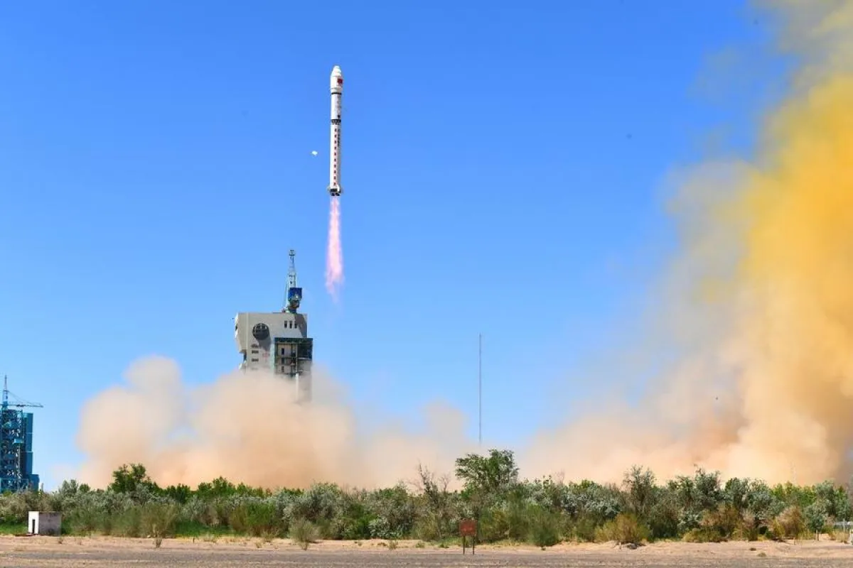 China Luncurkan Satelit Komputasi Antariksa untuk Tingkatkan Infrastruktur AI