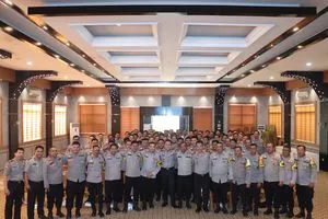 Kapolres Musi Banyuasin Beri Pengarahan kepada 120 Bhabinkamtibmas soal Program dan Penguatan Tugas
