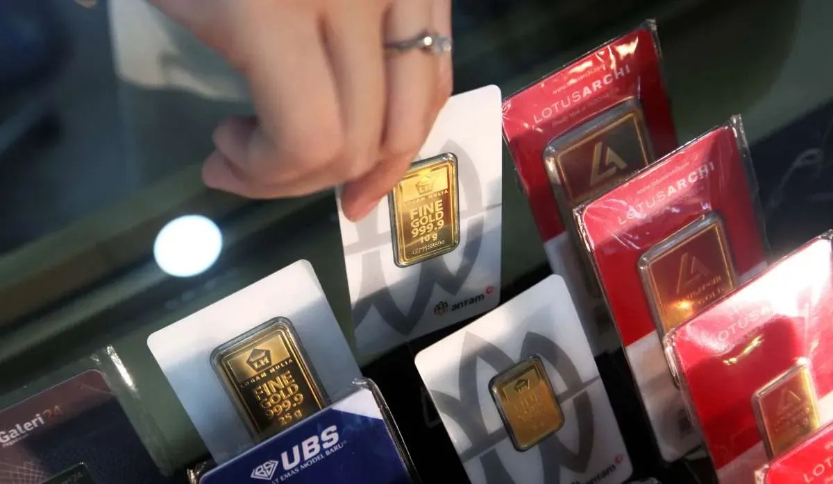 Harga Emas Antam Naik Rp 30.000 per Gram pada 7 Februari 2026