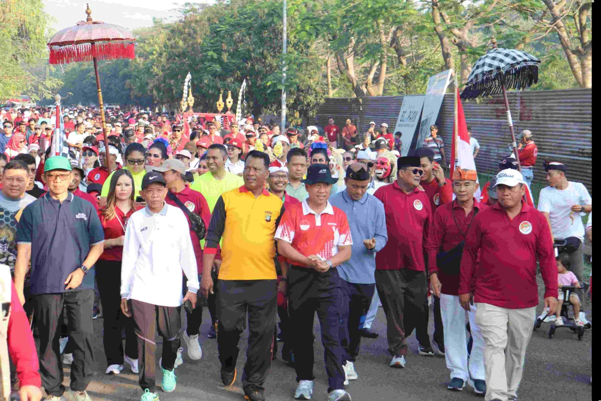 Ribuan Warga Ikuti Jalan Sehat Lintas Agama FKUB Bekasi di Jababeka