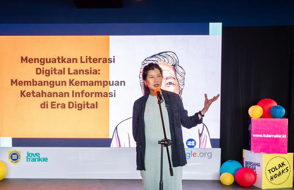 Berita Teknologi Terpopuler: Literasi Digital Lansia Hingga Kebocoran Data