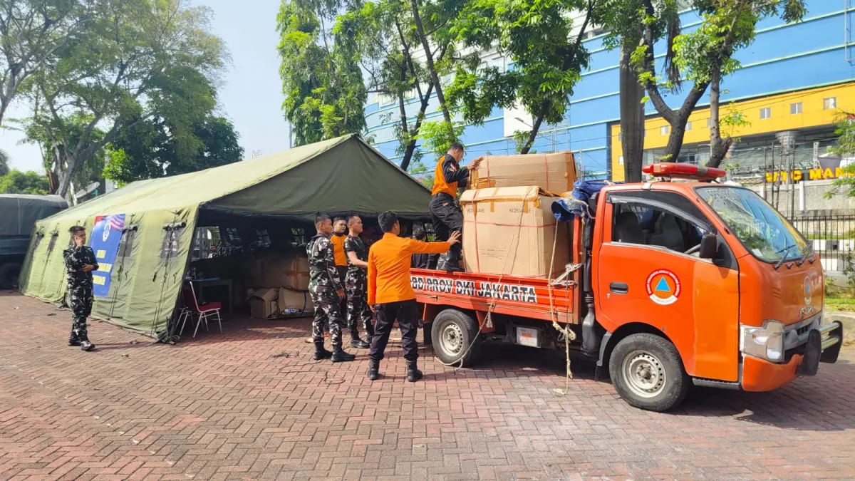 BPBD DKI Jakarta Distribusikan Bantuan Kemanusiaan untuk Korban Bencana di Sumut, Sumbar, dan Aceh