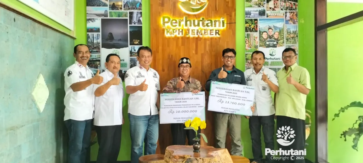 Perhutani KPH Jember Salurkan Bantuan TJSL 2025 Rp43,7 Juta untuk Pesantren dan HIPPA Tanjungrejo