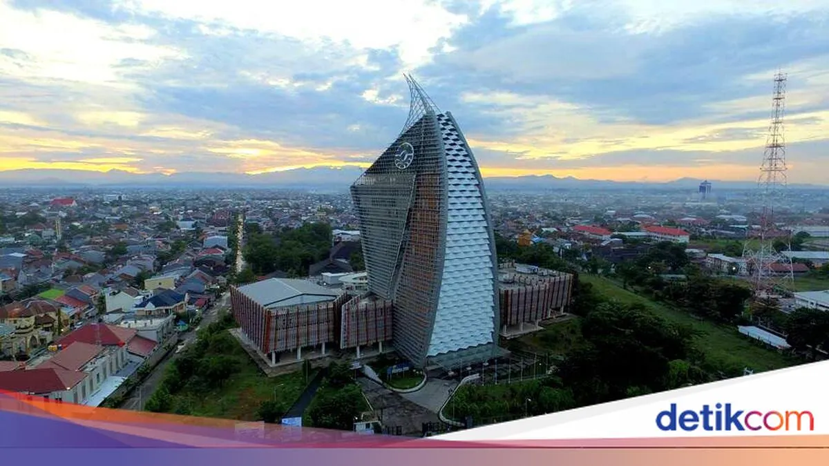 Dugaan Pembajakan Tesis Alumni oleh Dosen di UNM