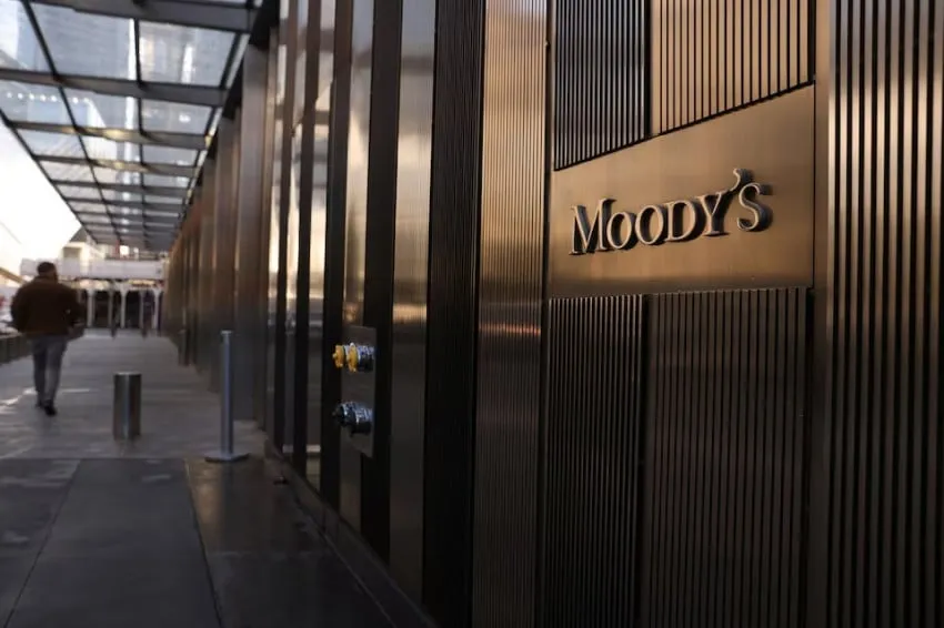 Moody's dan MSCI: Dominasi Manajer Aset dalam Penilaian Risiko Global