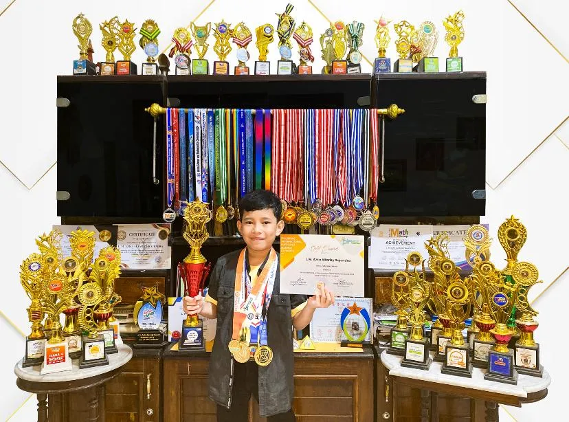 Azka Alfarizy, Siswa SD Al Iqra Mataram, Sabet Puluhan Medali Internasional