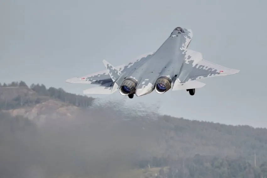 AS Ancam Sanksi Aljazair atas Pembelian Jet Tempur Siluman Su-57 Rusia