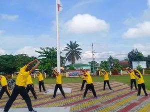 Polsek Pasir Penyu Gelar Olahraga Rutin untuk Jaga Kebugaran dan Kekompakan Personel