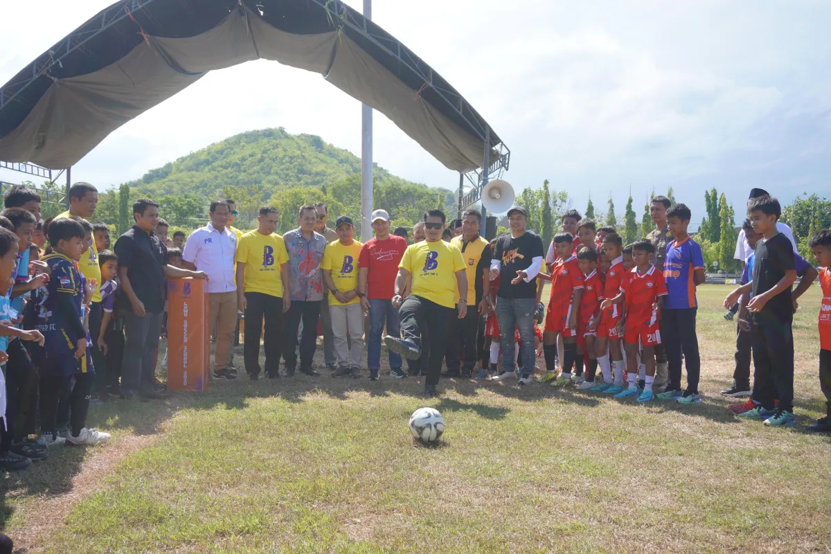 Wabup Luwu Resmikan Turnamen Sepak Bola Usia Dini LSS 2020 Cup II 2026