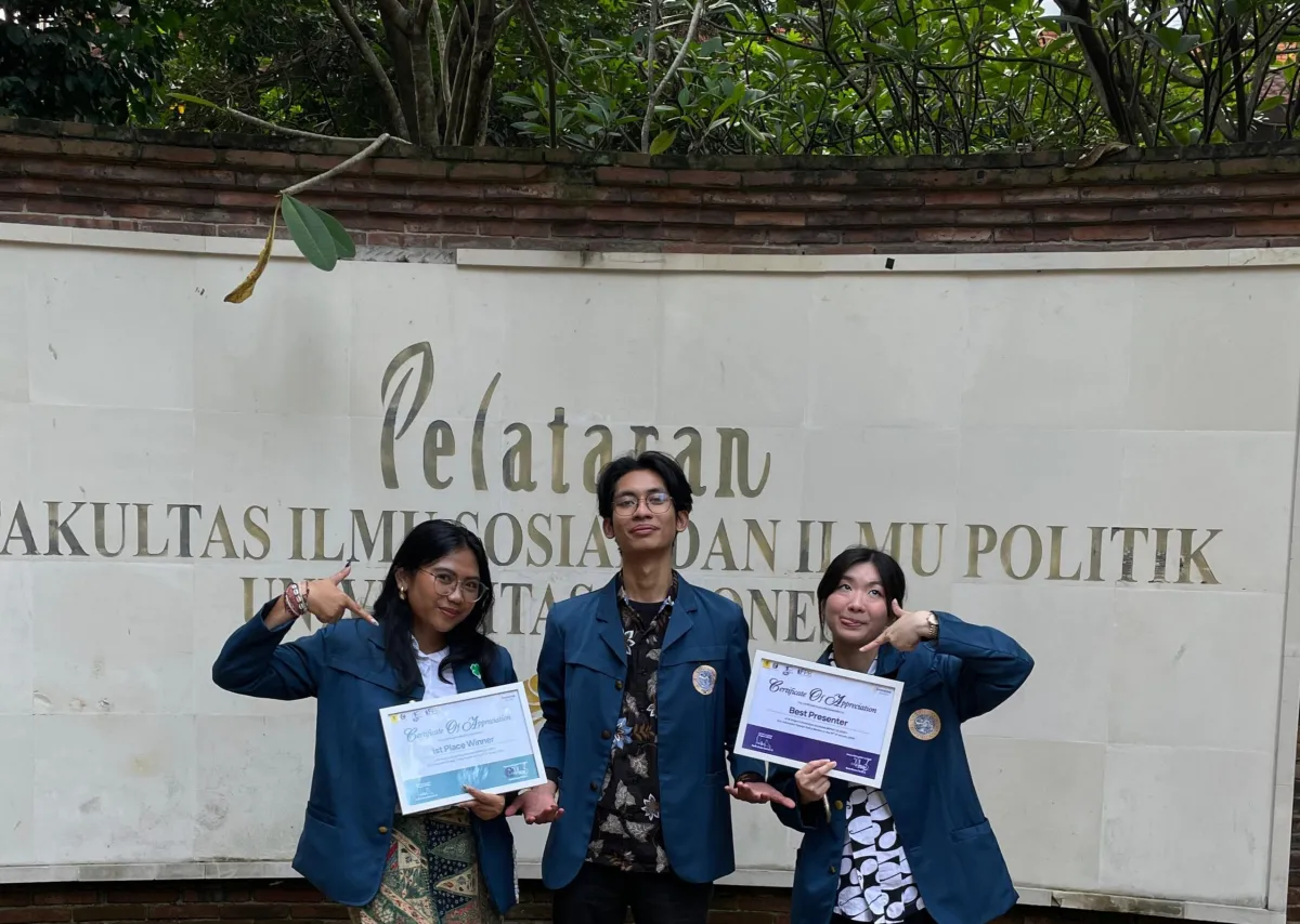Mahasiswa UNAIR Raih Juara 1 Lomba Karya Tulis dengan Isu Geopolitik Bali