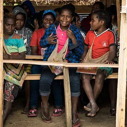 Pengungsi Nduga di Wamena Bangun Kembali Sekolah Darurat dan Honai di Pekarangan Gereja Weneroma