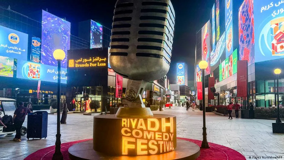 Perempuan Arab: Meningkatnya Peran dalam Komedi Stand-Up di Timur Tengah