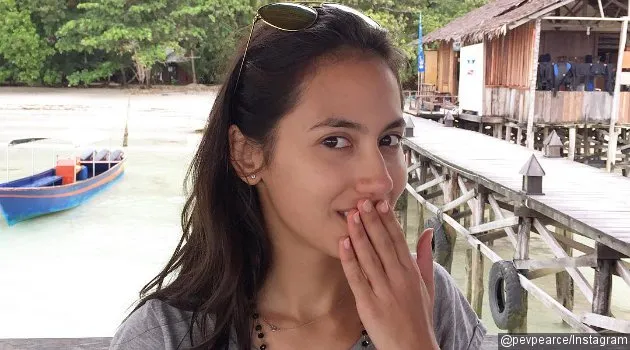 Pevita Pearce Bagikan Momen Liburan di Raja Ampat, Nikmati Senja hingga Bersiap Menyelam