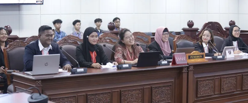Mahasiswi UT Tantang Keberlakuan Pasal Penggunaan Lambang Negara di MK
