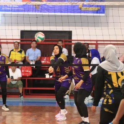 Voli Putri Lampung Lolos Delapan Besar Pornas Korpri XVII usai Kalahkan Jawa Barat