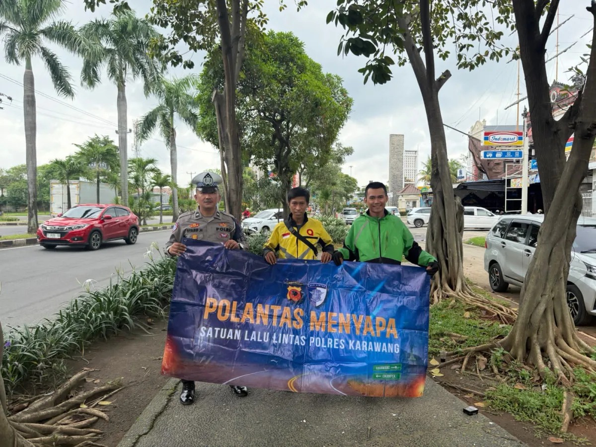 Satlantas Polres Karawang Gelar Binluh untuk Komunitas Ojol, Tekankan Etika dan Keselamatan Berkendara