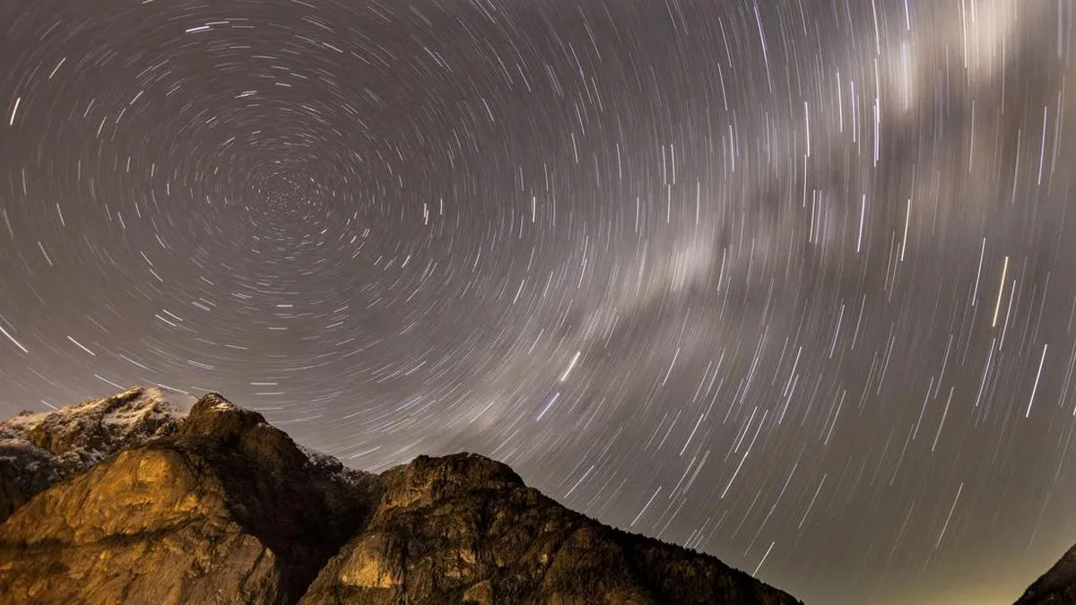 Puncak Hujan Meteor Alpha Centaurid: Cara Melihatnya