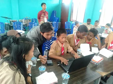 Kurikulum Merdeka Dongkrak SMP Nusantara Sorong dari Sekolah Buangan Jadi Berprestasi