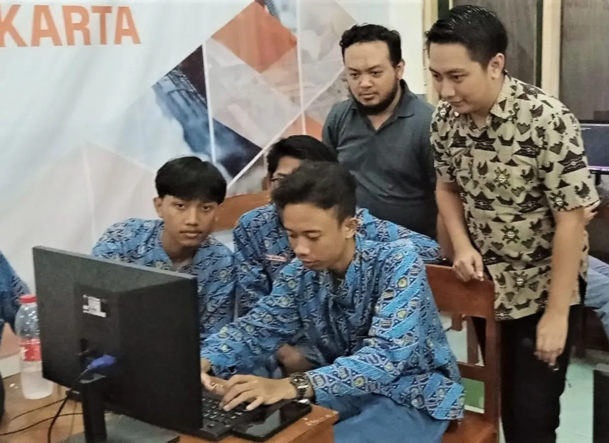 Telkom Luncurkan Kelas IoT untuk Kembangkan Talenta Digital di SMK