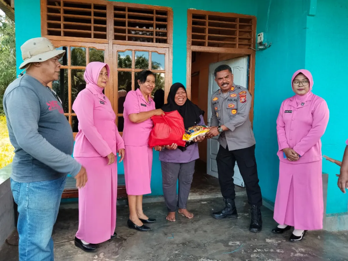 Polsek Kurik Adakan Bakti Sosial Jelang Akhir Masa Jabatan Kapolsek