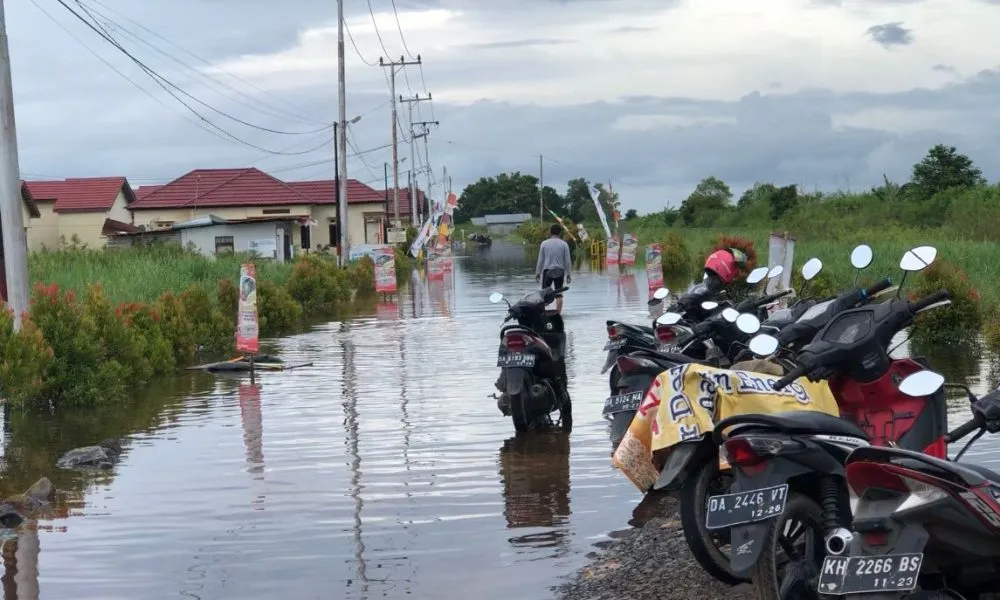 Banjir Terisolasi Tiga Komplek di Sungai Sipai Martapura