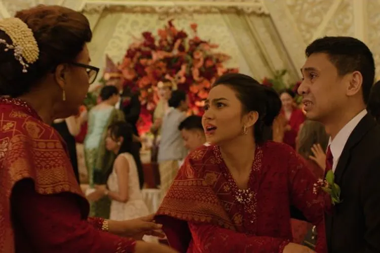 Film Catatan Harian Menantu Sinting Tayang di Bioskop Mulai 18 Juli 2024