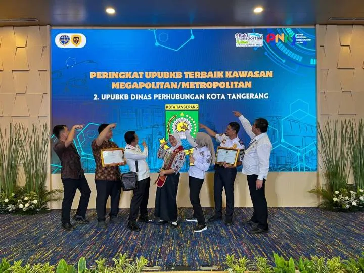 Siswi SMKN 3 Kota Tangerang Raih Juara 2 Nasional Berkat Inovasi Stress Detector Box
