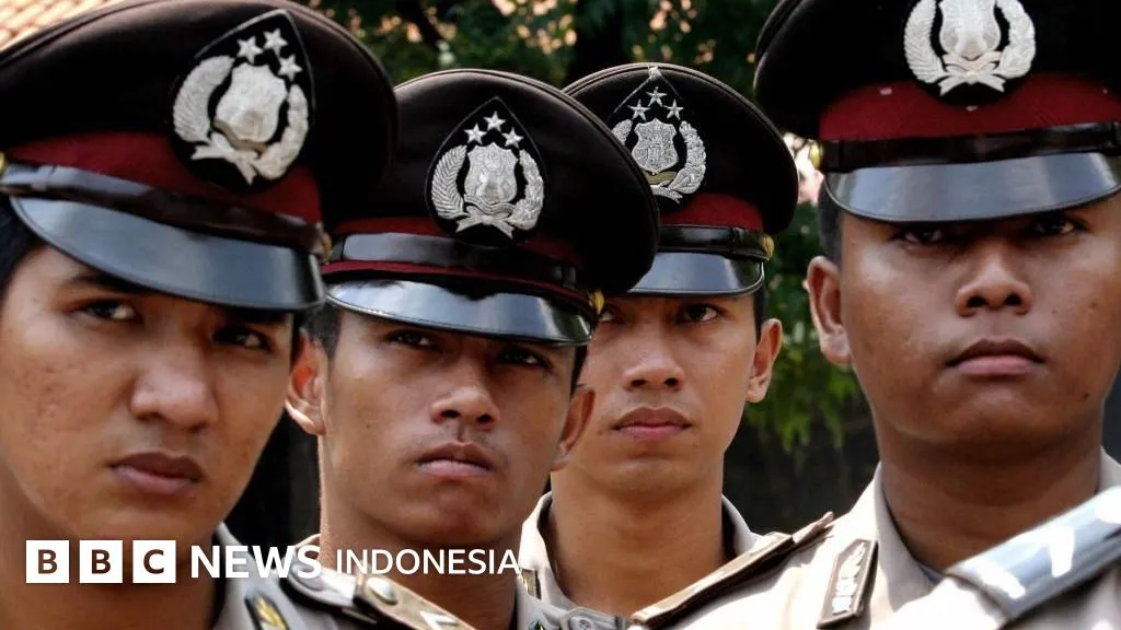 Kapolri Tolak Polri Ditempatkan di Bawah Kementerian, DPR Dukung Kedudukan di Bawah Presiden