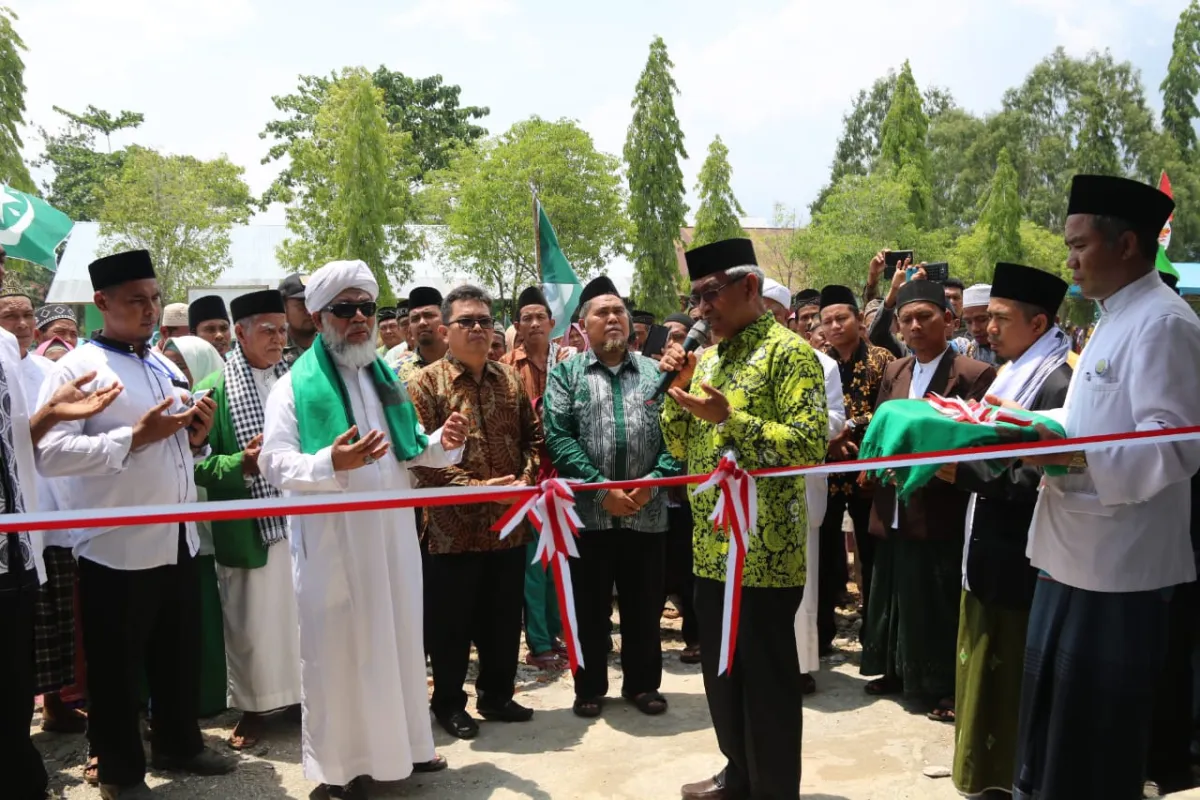 Bupati Husler Resmikan Workshop TI BLK Komunitas Ponpes Al Mujahidin Mantadulu