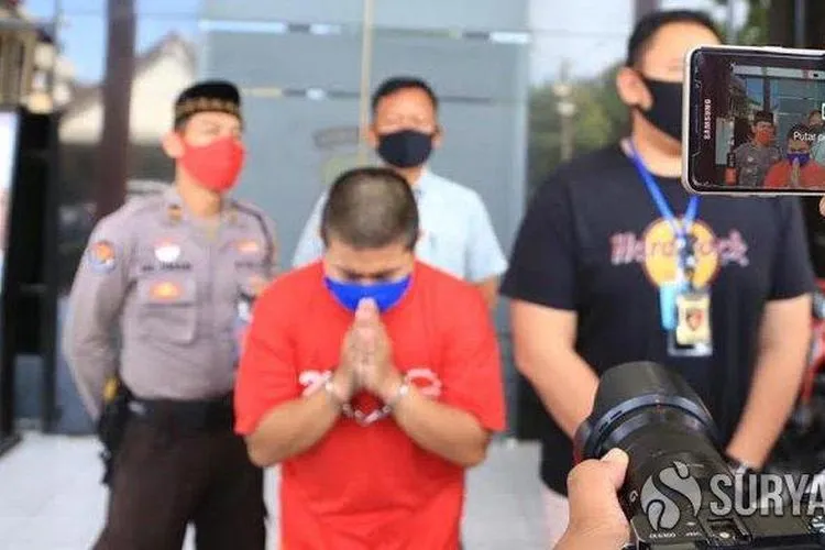 Pelesetan Lirik Lagu 'Aisyah Istri Rasulullah' Berujung Penangkapan, Pemuda Ini Minta Maaf dengan Menangis