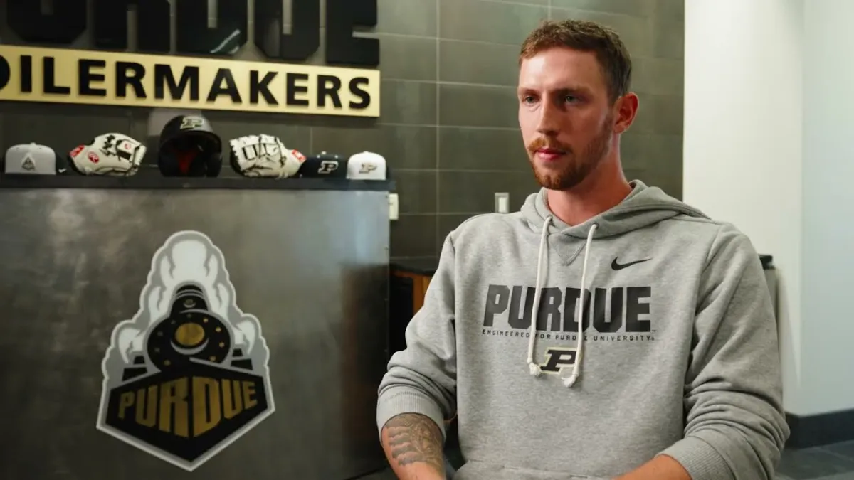 Purdue Baseball: Menghadapi Kehidupan Bersama Tim