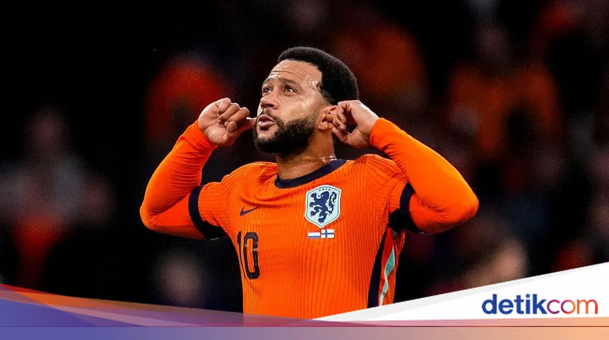 Memorabilia Sepak Bola: Depay Pecahkan Rekor Sneijder di Timnas Belanda