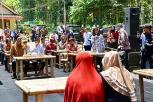 Menteri dan 20 Lembaga Lakukan Pendataan Bansos Digital di Banyuwangi