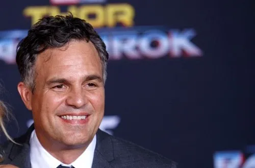 Mark Ruffalo Produksi Film Sejarah Keluarga Palestina 'All That's Left of You'